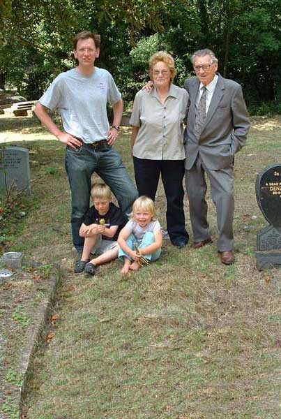 Ray family descendants at grave of Dr Edward Ray